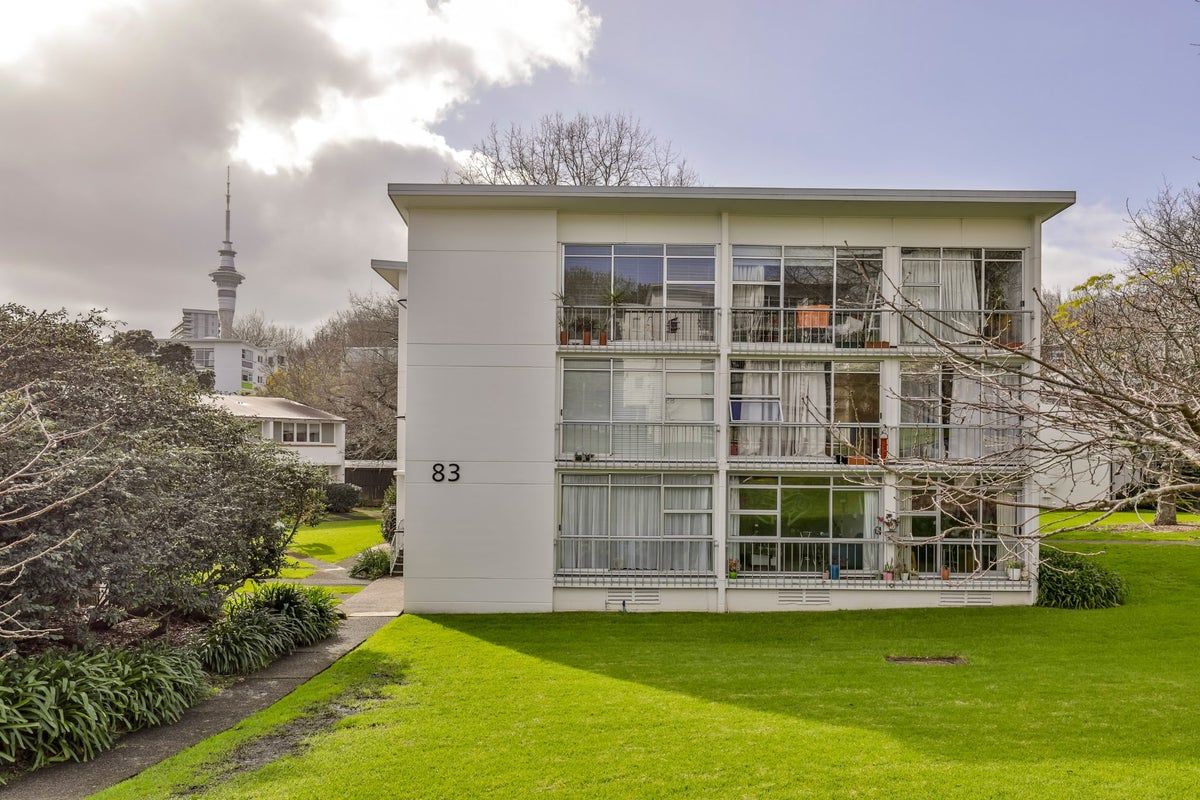 12/83 Beresford Street West, Freemans Bay, Auckland - Carousel 2