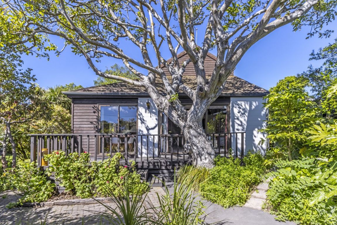 1/28 Abberley Crescent, St Albans, Christchurch - Carousel 1