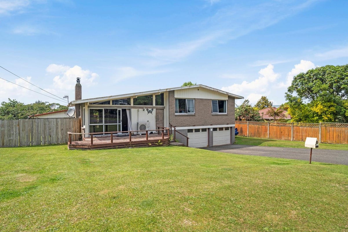 66 Thomas Crescent, Western Heights, Rotorua - Carousel 1