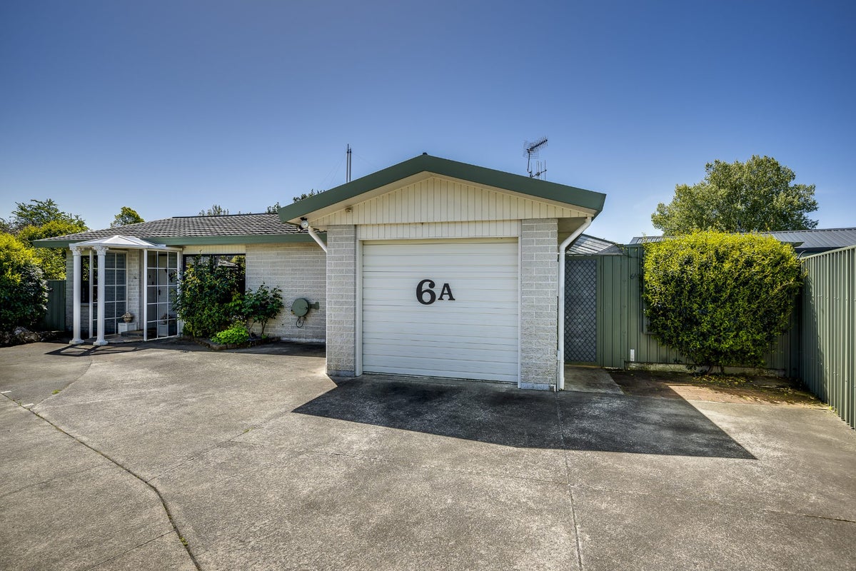 6A Chester Street, Taradale, Napier - Carousel 1