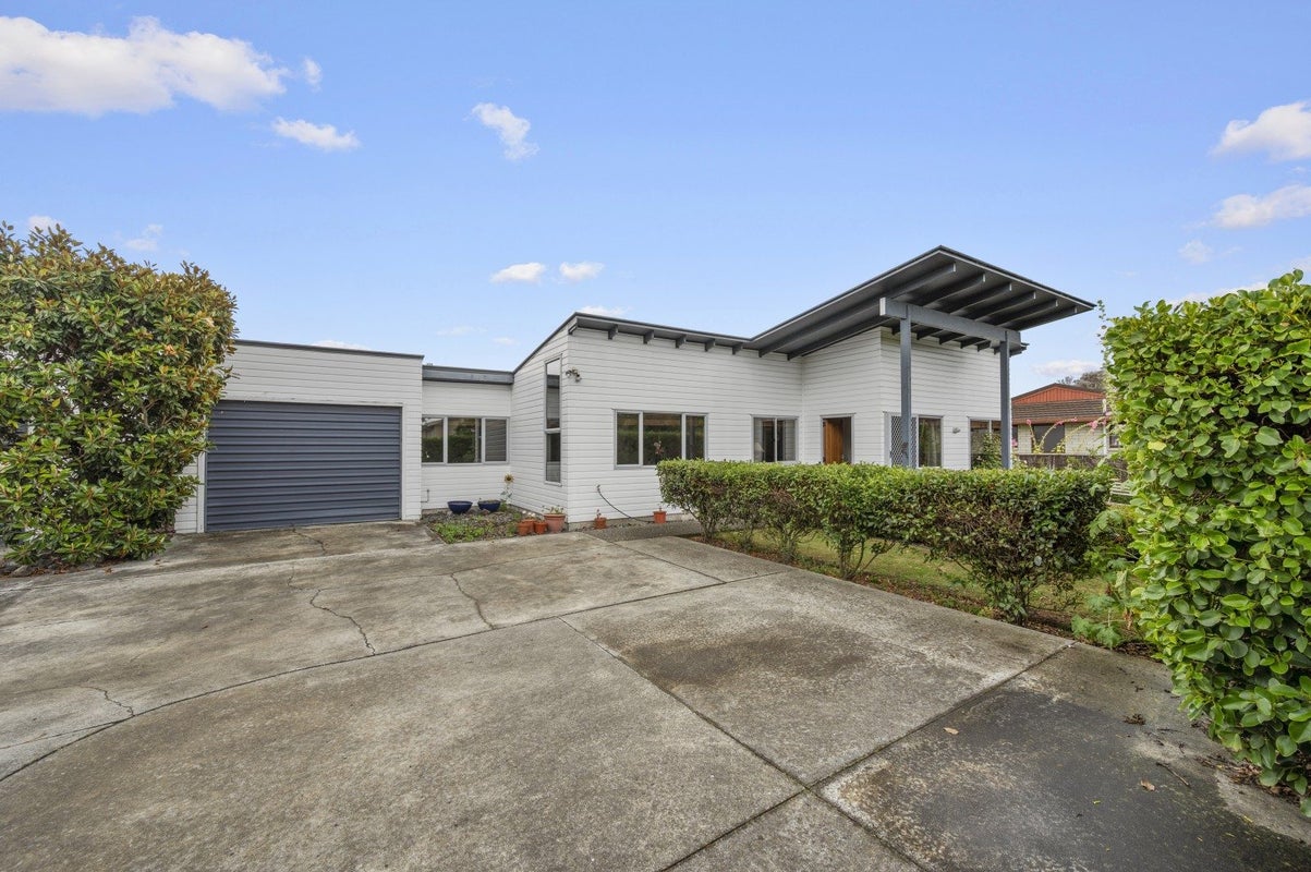 808B Eaton Road, Saint Leonards, Hastings - Carousel 12