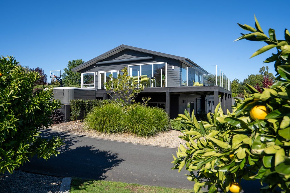 139 Maungakawa Road, Cambridge, Hamilton - Carousel 1