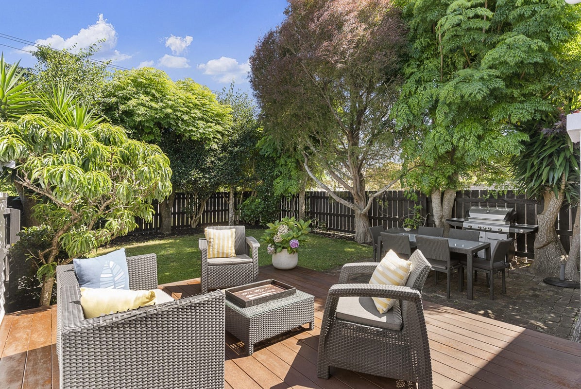 15 Hoheria Road, Onehunga, Auckland - Carousel 2