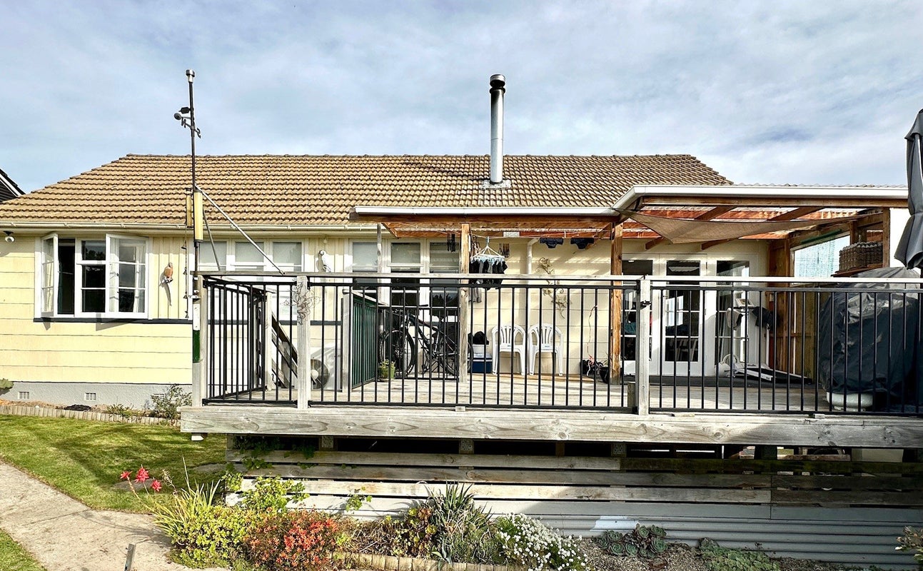 44 Gormack Street, Balclutha - Carousel 2