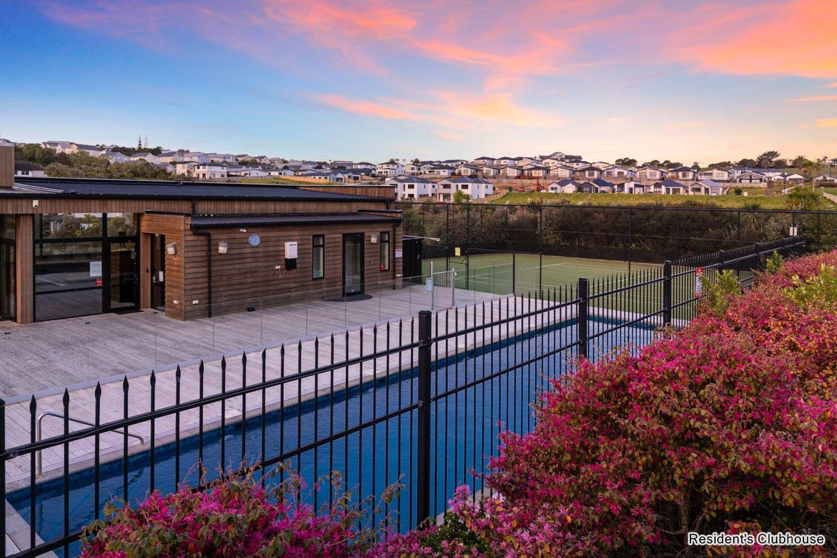 18 Parkview Drive, Gulf Harbour, Whangaparaoa - Carousel 2