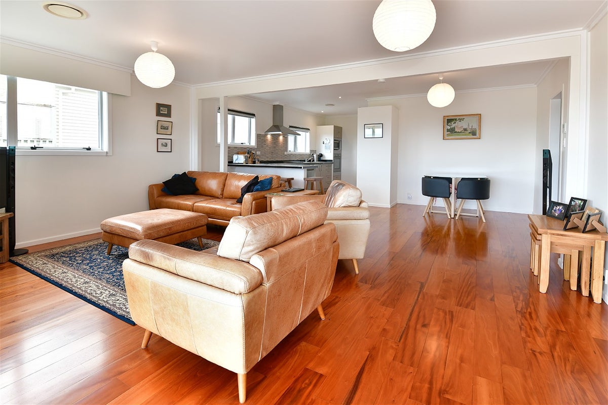 5 Norfolk Road, Stanmore Bay, Whangaparaoa - Carousel 8