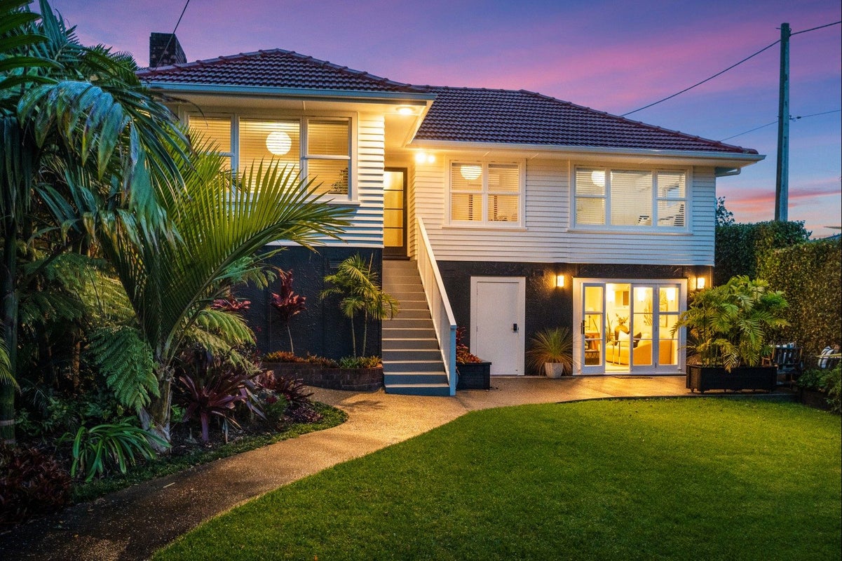 40 Mulgan Street, New Windsor, Auckland - Carousel 1