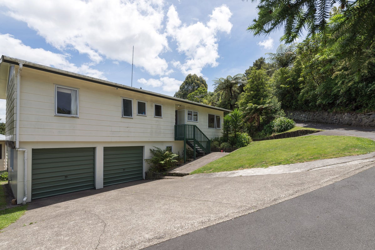 11A Mountain Road, Western Heights, Rotorua - Carousel 2