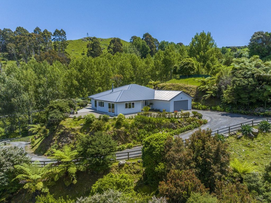 34 Anlaby Road, Nikau Valley, Paraparaumu - Carousel 1