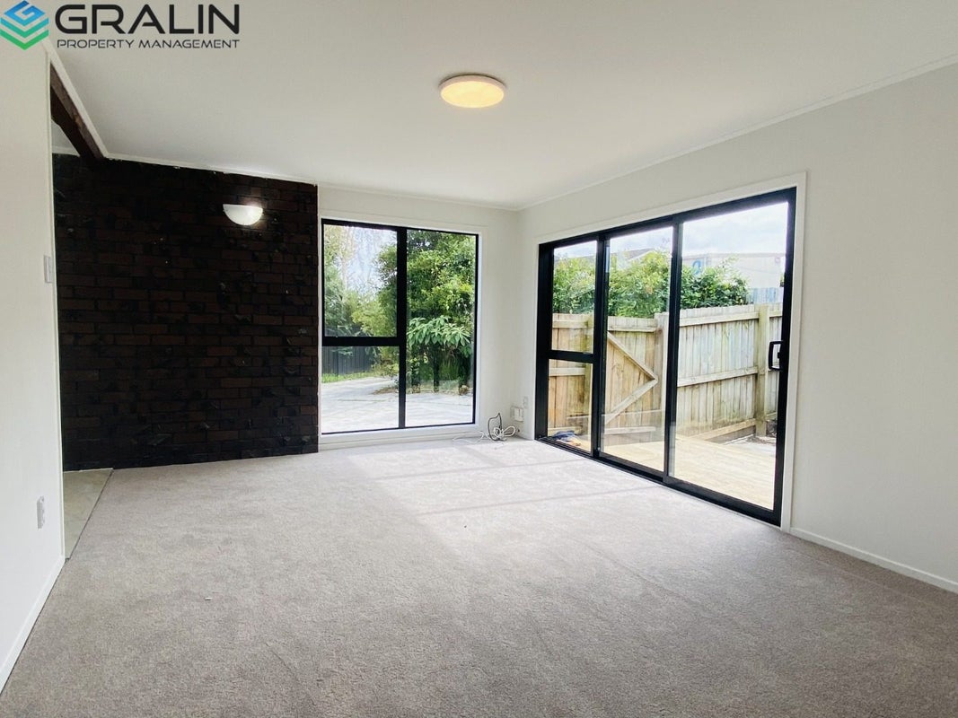 32 Kelman Road, Kelston, Auckland - Carousel 2