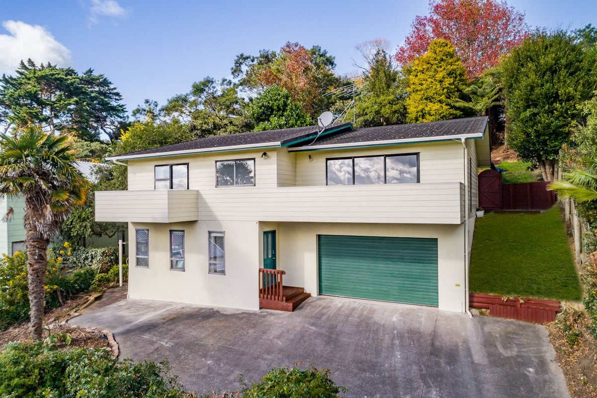 2/29 Oaktree Avenue, Browns Bay, Auckland - Carousel 1