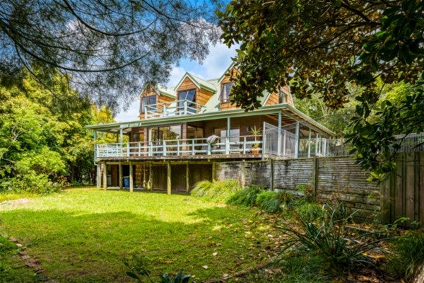 21 Reynolds Place, Torbay, Auckland - Carousel 1
