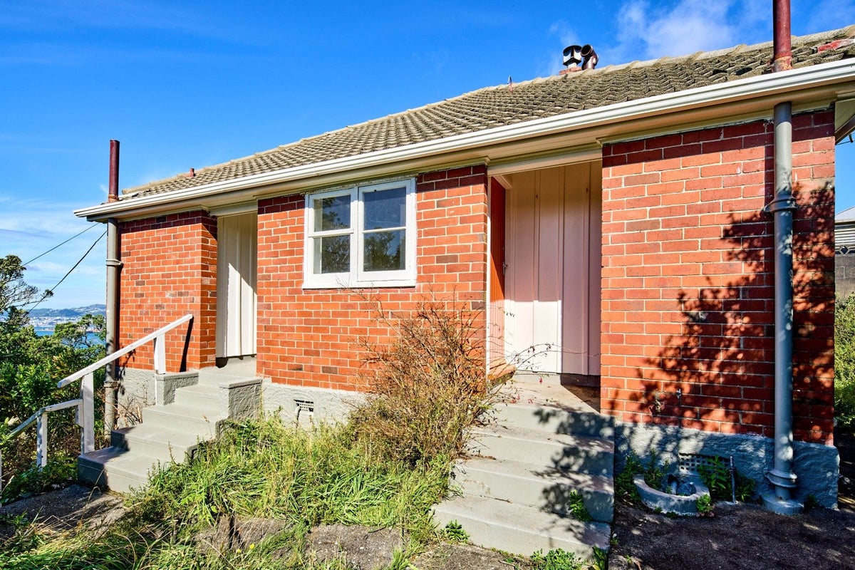 116 Homebush Road, Khandallah, Wellington - Carousel 1