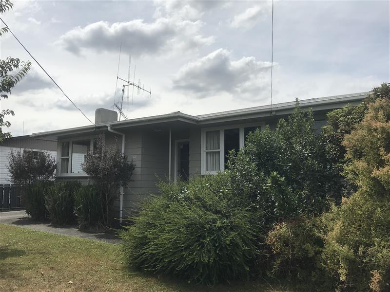 56 Fitzroy Avenue, Fitzroy, Hamilton - Carousel 1