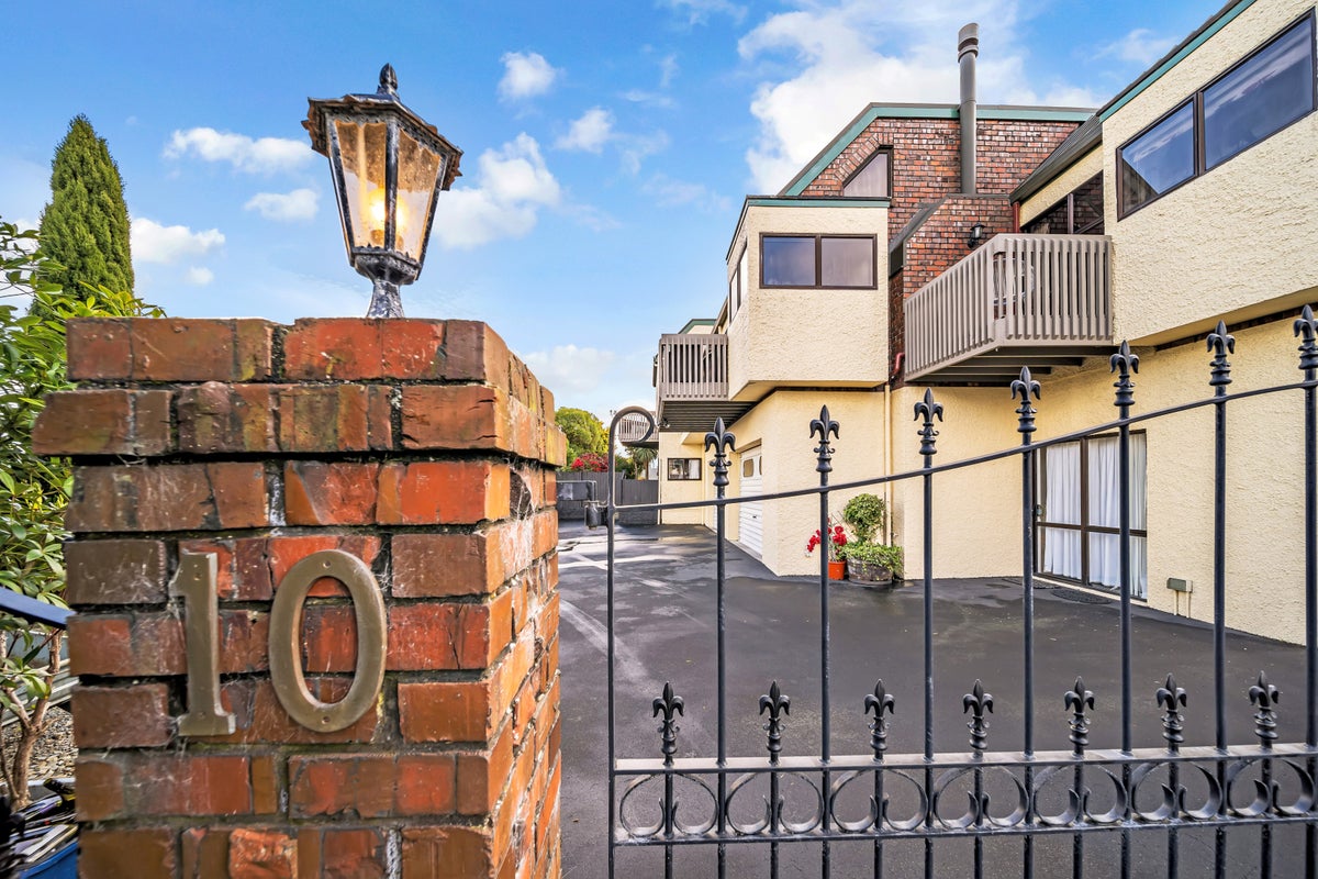 10 Cornwall Street, Vauxhall, Dunedin - Carousel 1