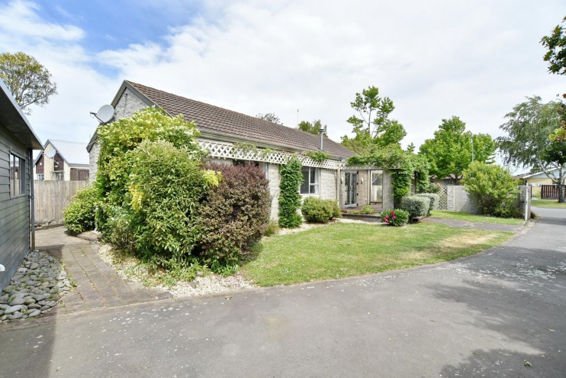 79 Solomon Avenue, Redwood, Christchurch - Carousel 2