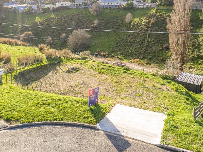 36 Burtts Road, Durie Hill, Whanganui - Carousel 1