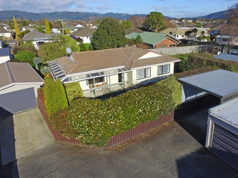 21A TENNYSON ST, TRENTHAM, UPPER HUTT - Carousel 1