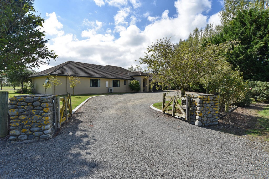 1 Sillano Place, Ohoka, Kaiapoi - Carousel 2