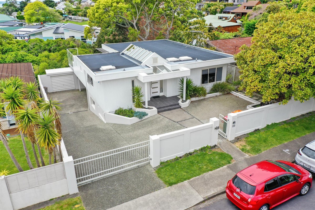 27 McMillan Place, Mellons Bay, Auckland - Carousel 2