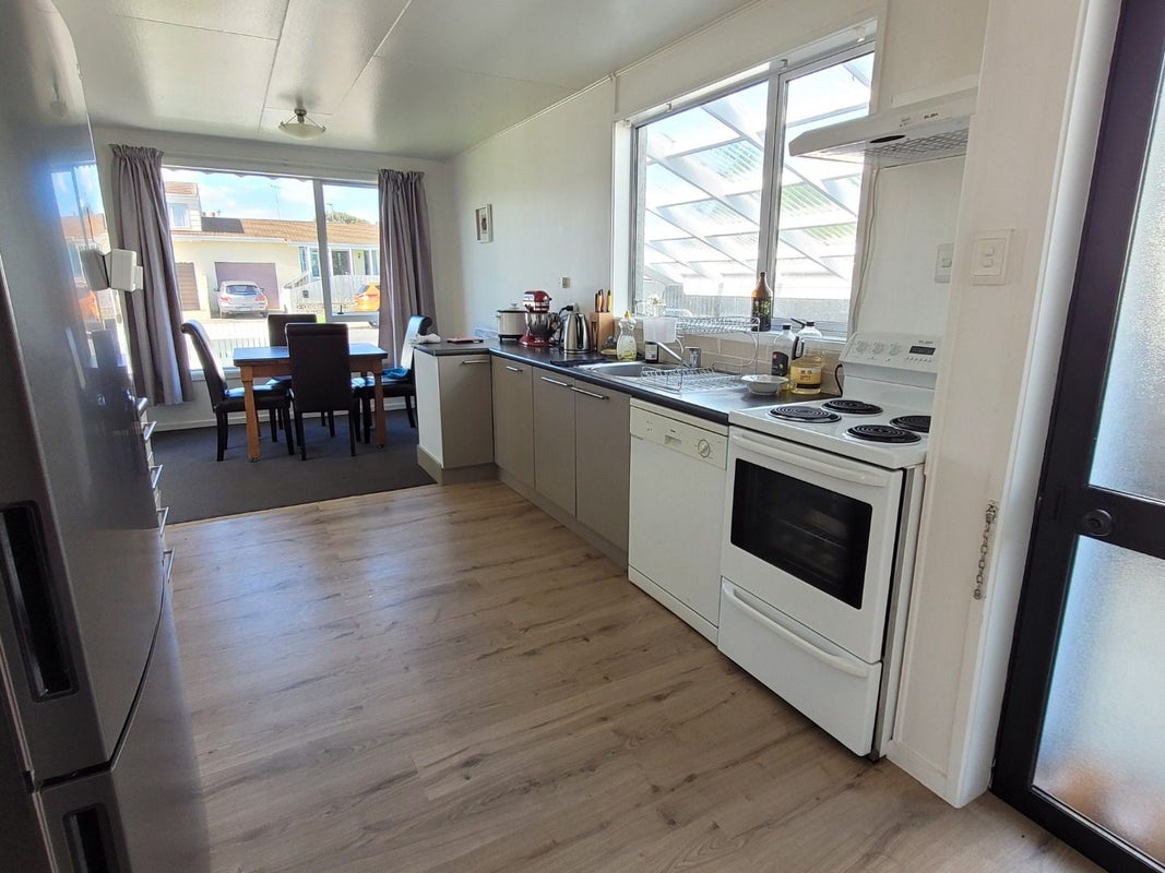 250 Talbot Street, Hargest, Invercargill - Carousel 2