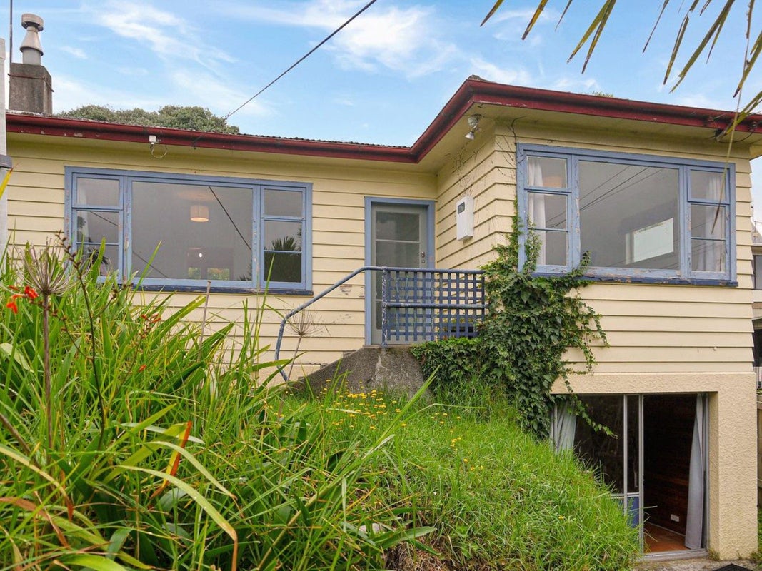 224 Matai Road, Raumati Beach, Paraparaumu - Carousel 2