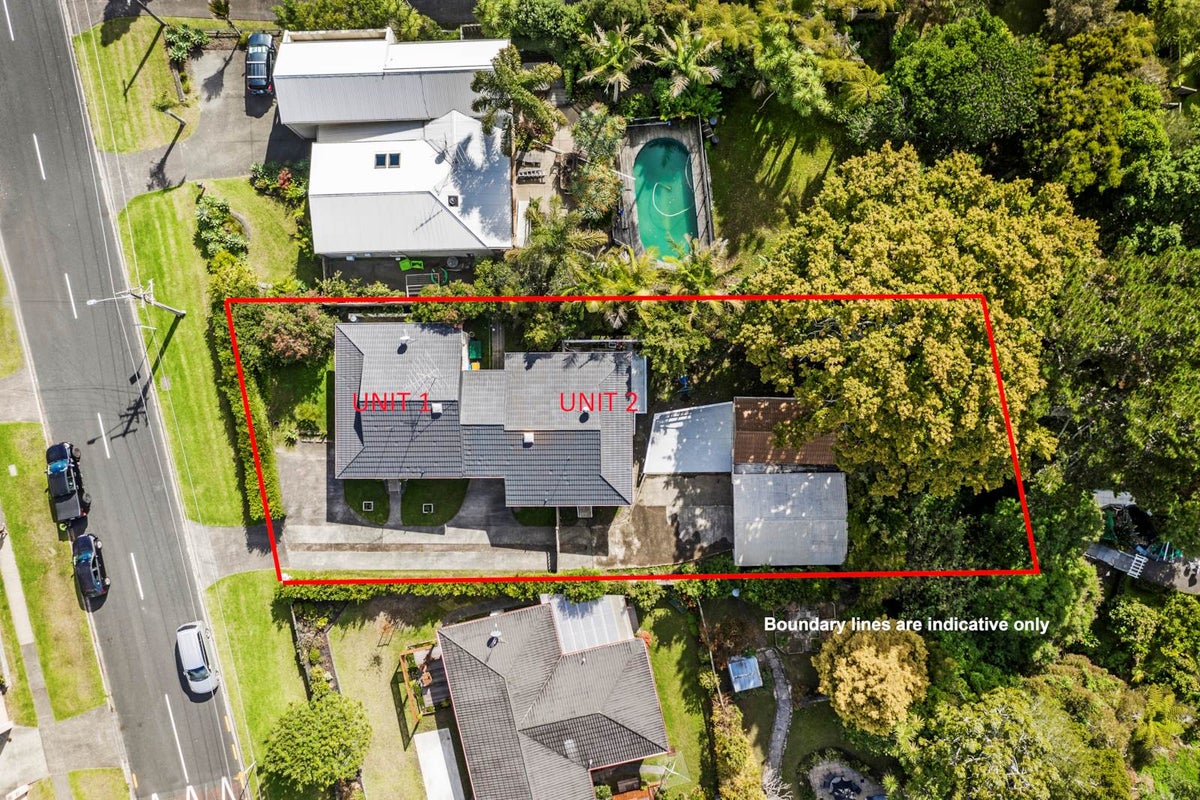 27 Lyons Avenue, Murrays Bay, Auckland - Carousel 1