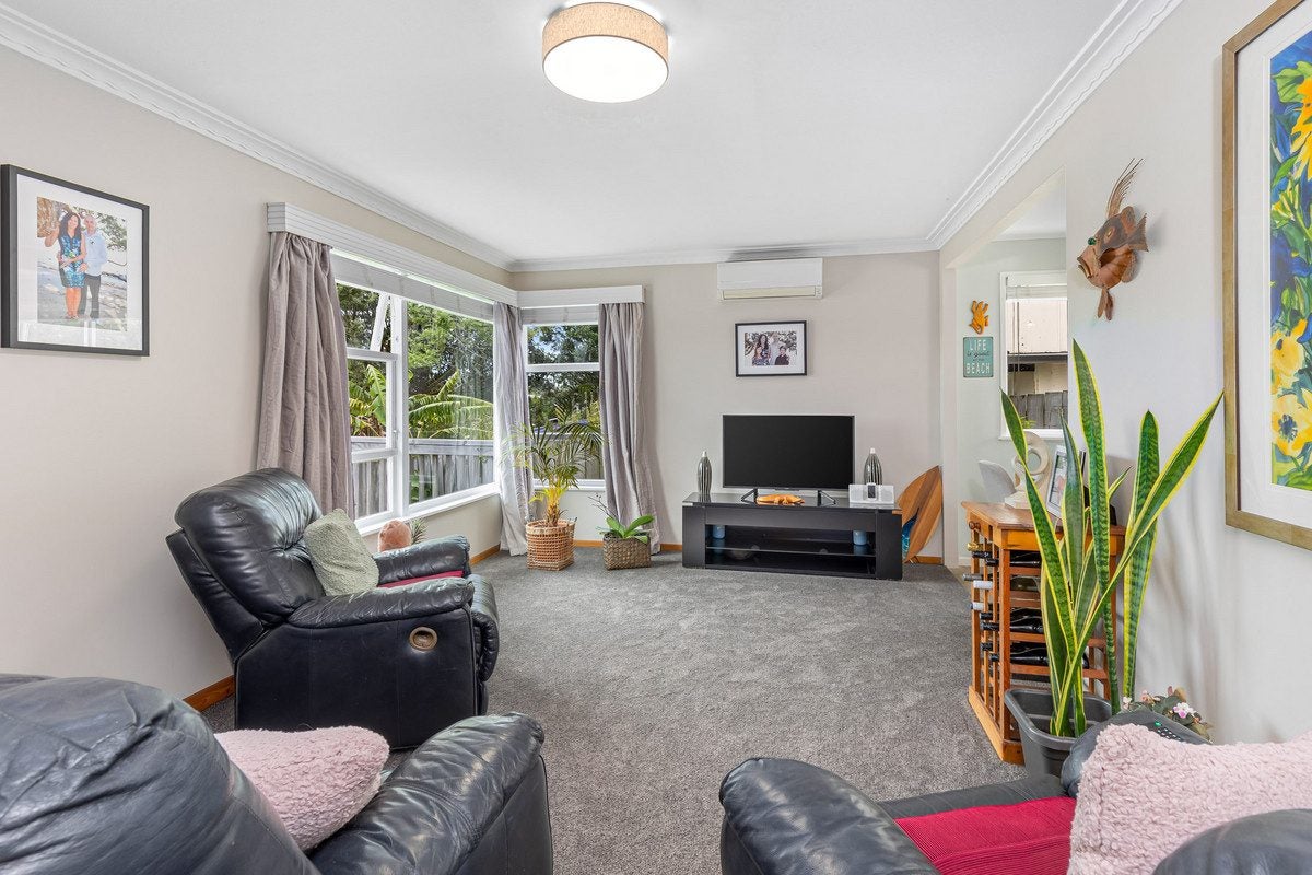 16 Sundown Avenue, Manly, Whangaparaoa - Carousel 2