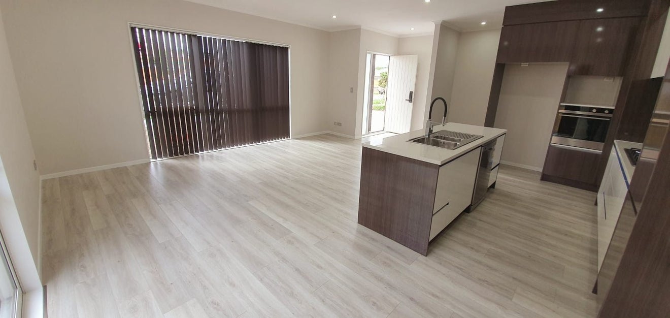 28 Koroheke Road , Takanini, Ardmore  - Carousel 2