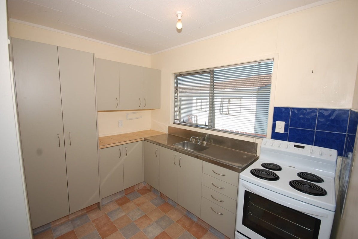 2/37 Jarman Road, Mount Wellington, Auckland - Carousel 2