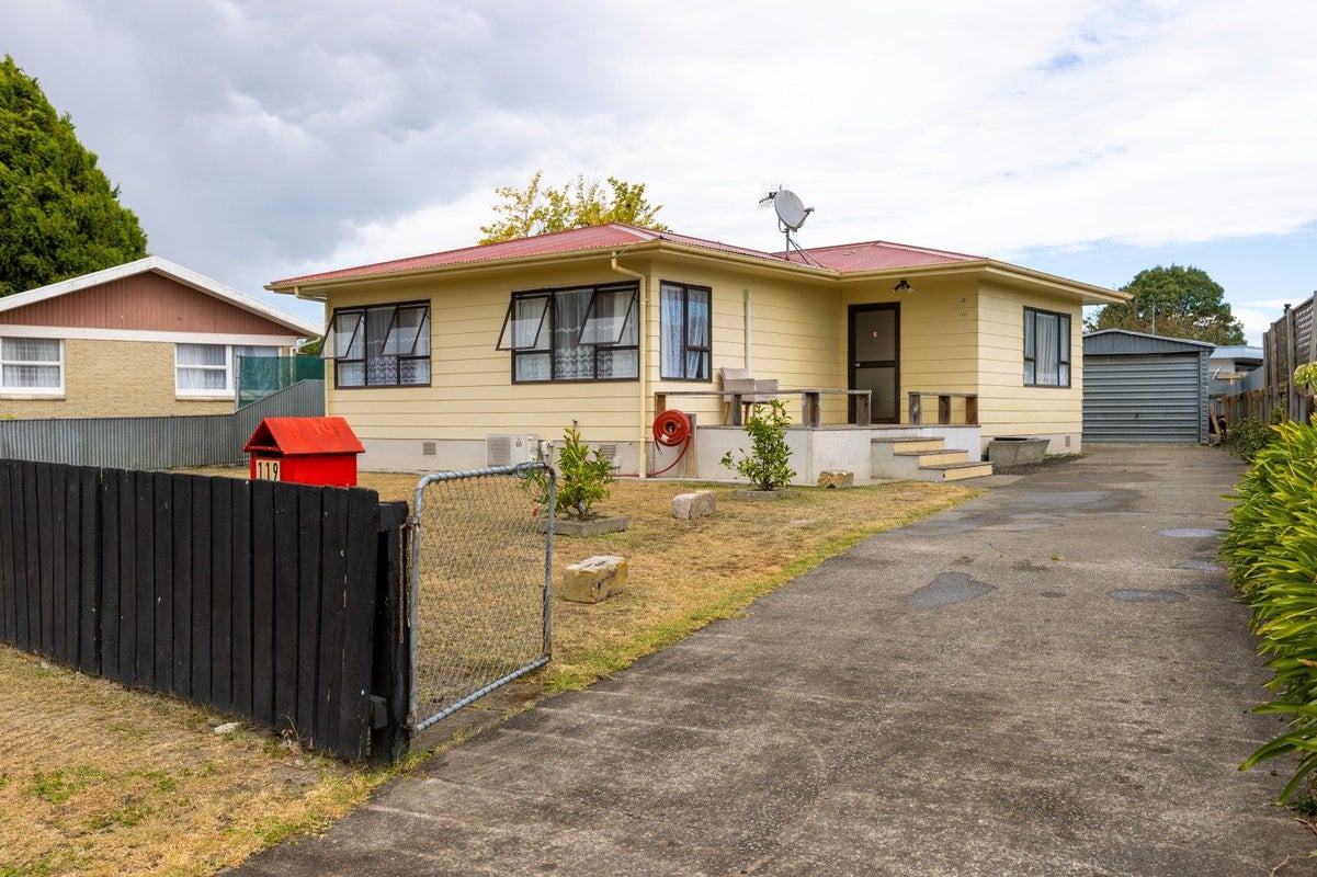 119 Dundee Drive, Flaxmere, Hastings - Carousel 1