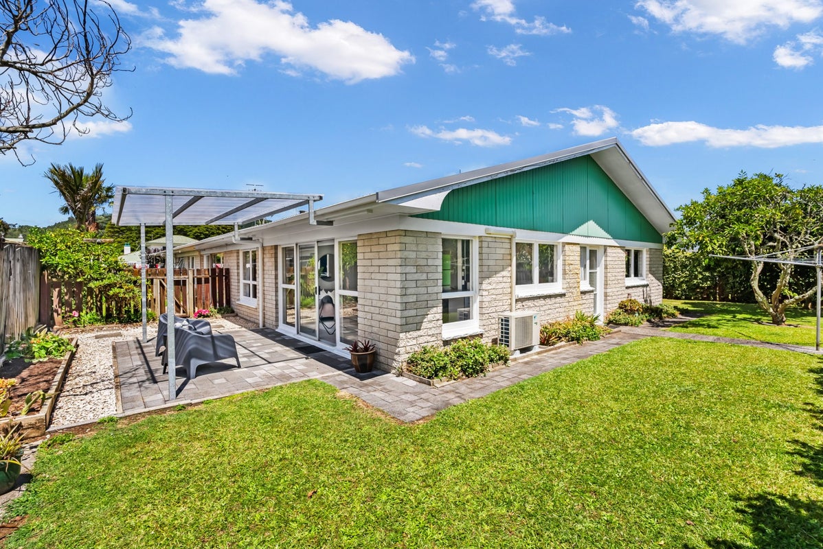 1/15 ZEALANDIA ST, Kensington, WHANGAREI - Carousel 1