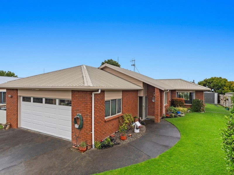 13 Edgewater Grove, Whakatane, Whakatane - Carousel 1