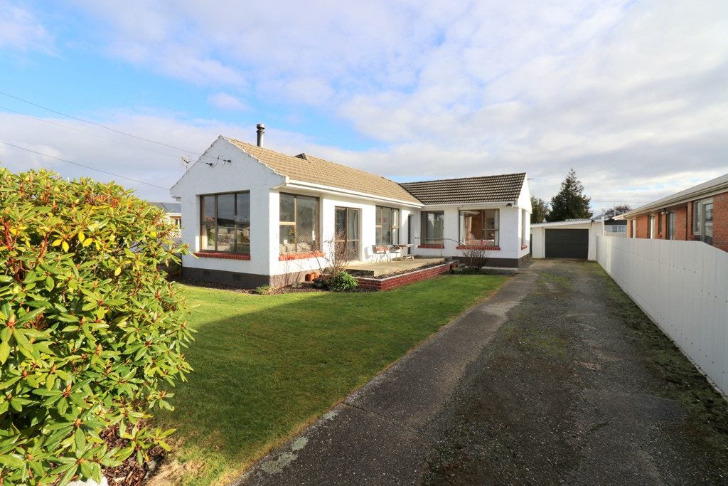 24 Harvey Street, Grasmere, Invercargill - Carousel 1