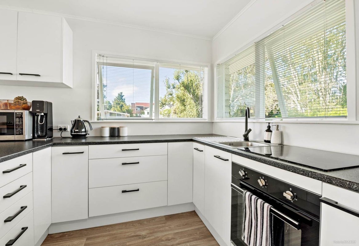 1/12 Kathleen Street, Totara Vale, Auckland - Carousel 2