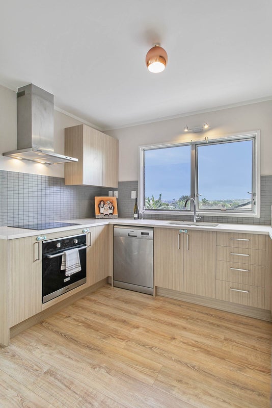5/37 Gardner Avenue, New Lynn, Auckland - Carousel 2