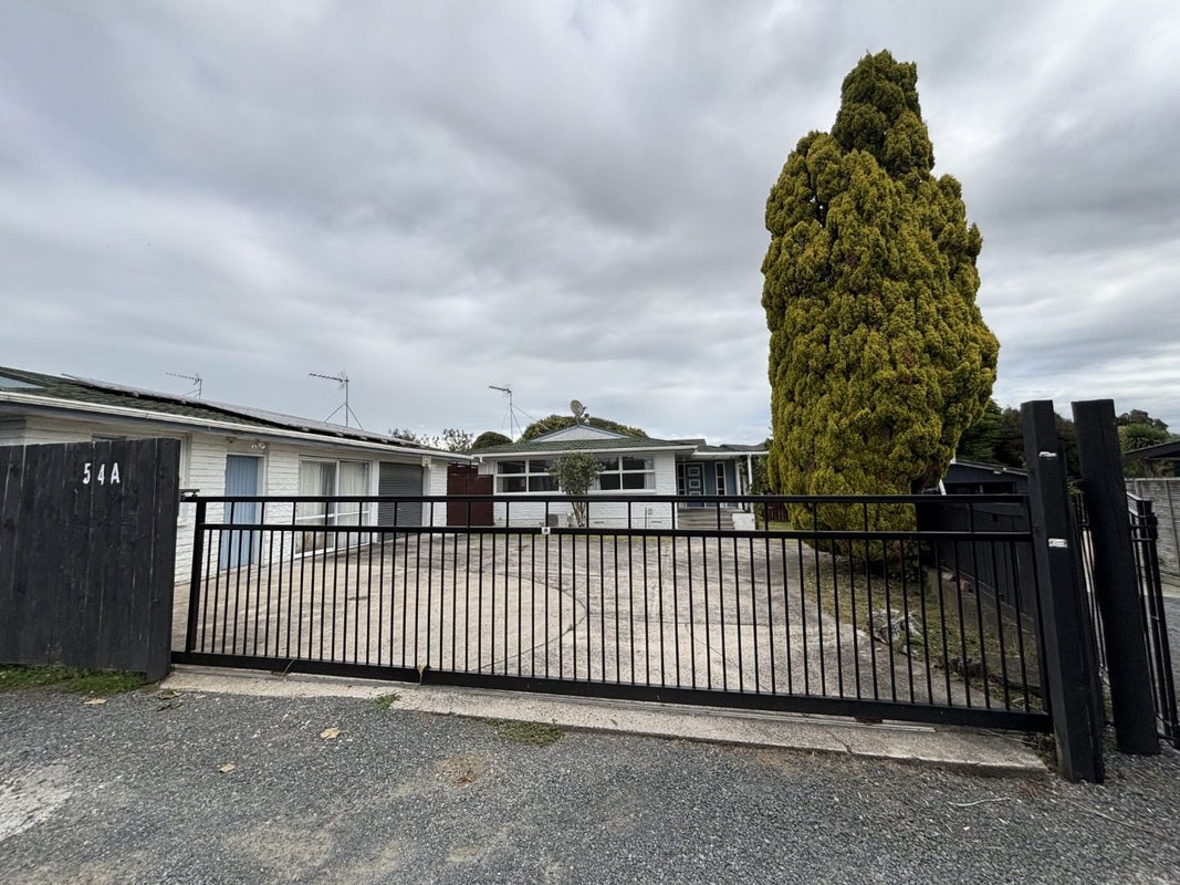 54A Houchens Road, Glenview, Hamilton - Carousel 2