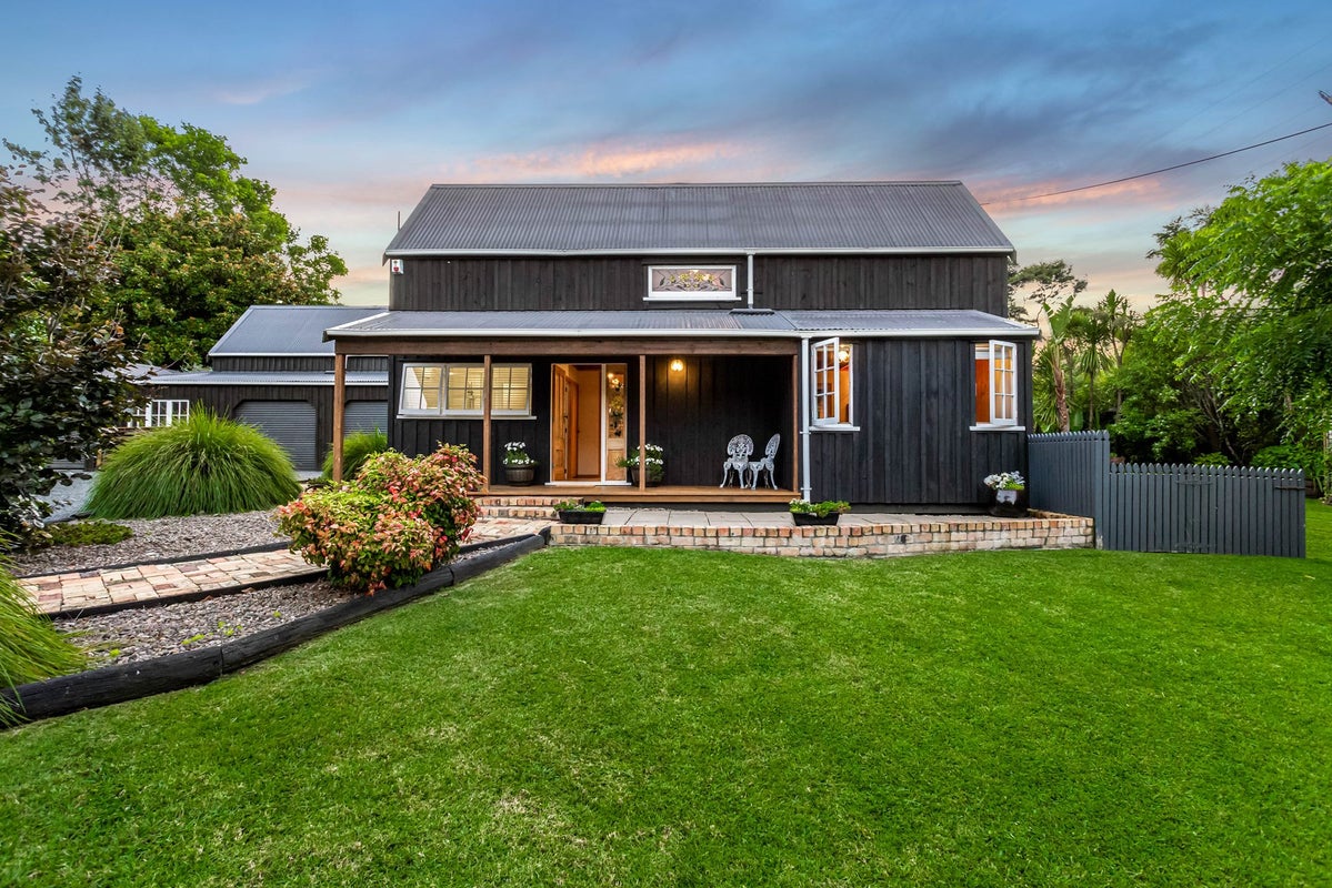 98 Bethells Road, Henderson - Carousel 1