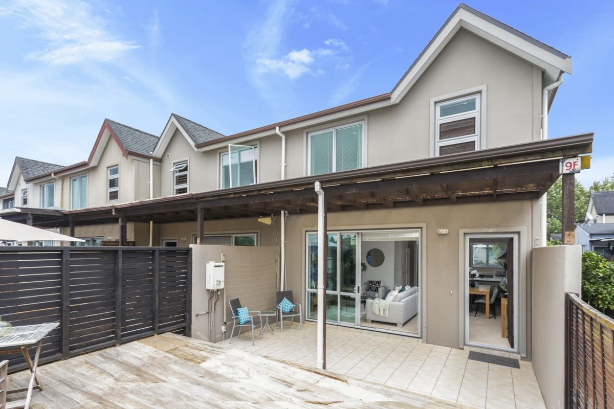 9F Clearwater Cove, West Harbour, Auckland - Carousel 1
