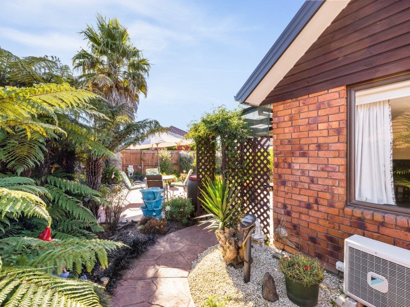 2/4 Sea Eagles Place, North New Brighton, Christchurch - Carousel 2