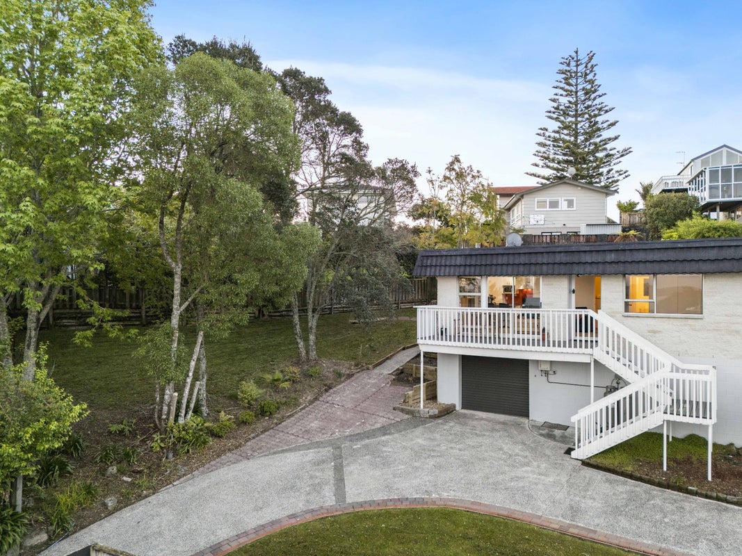 1/12 Anchor Place, Beach Haven, Auckland - Carousel 2