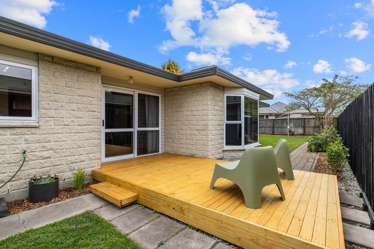 8A Janet Street, Upper Riccarton, Christchurch - Carousel 1