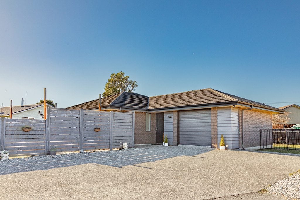 53 Lyndhurst Street, Westport, Westport - Carousel 15
