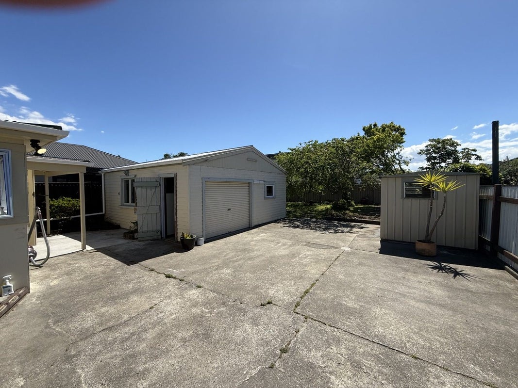 156 Avondale Road, Greenmeadows, Napier - Carousel 13