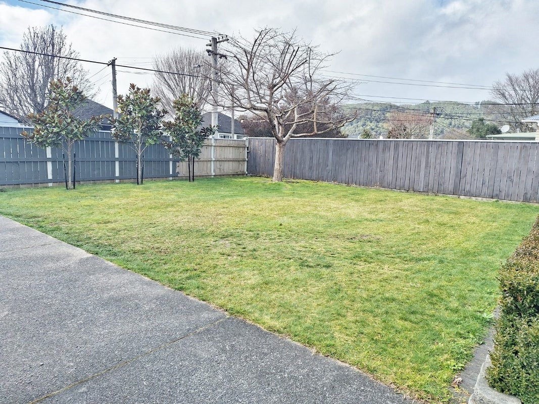 28 John Street, Trentham, Upper Hutt - Carousel 2