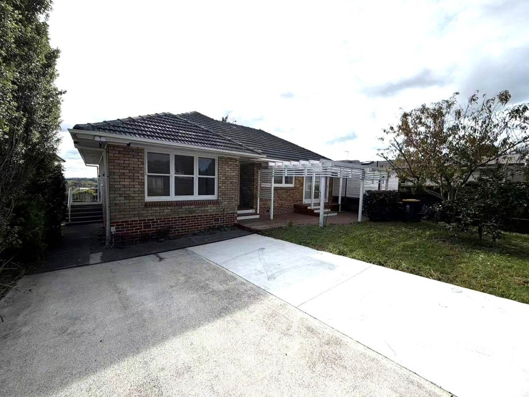 1/35 Bradbury Road, Highland Park, Auckland - Carousel 2