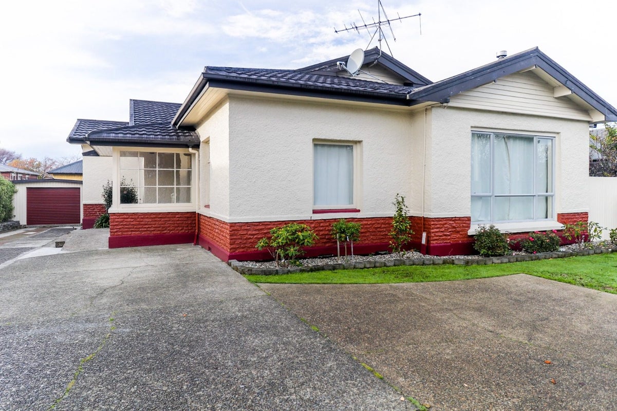 11 Queens Drive, Richmond, Invercargill - Carousel 1