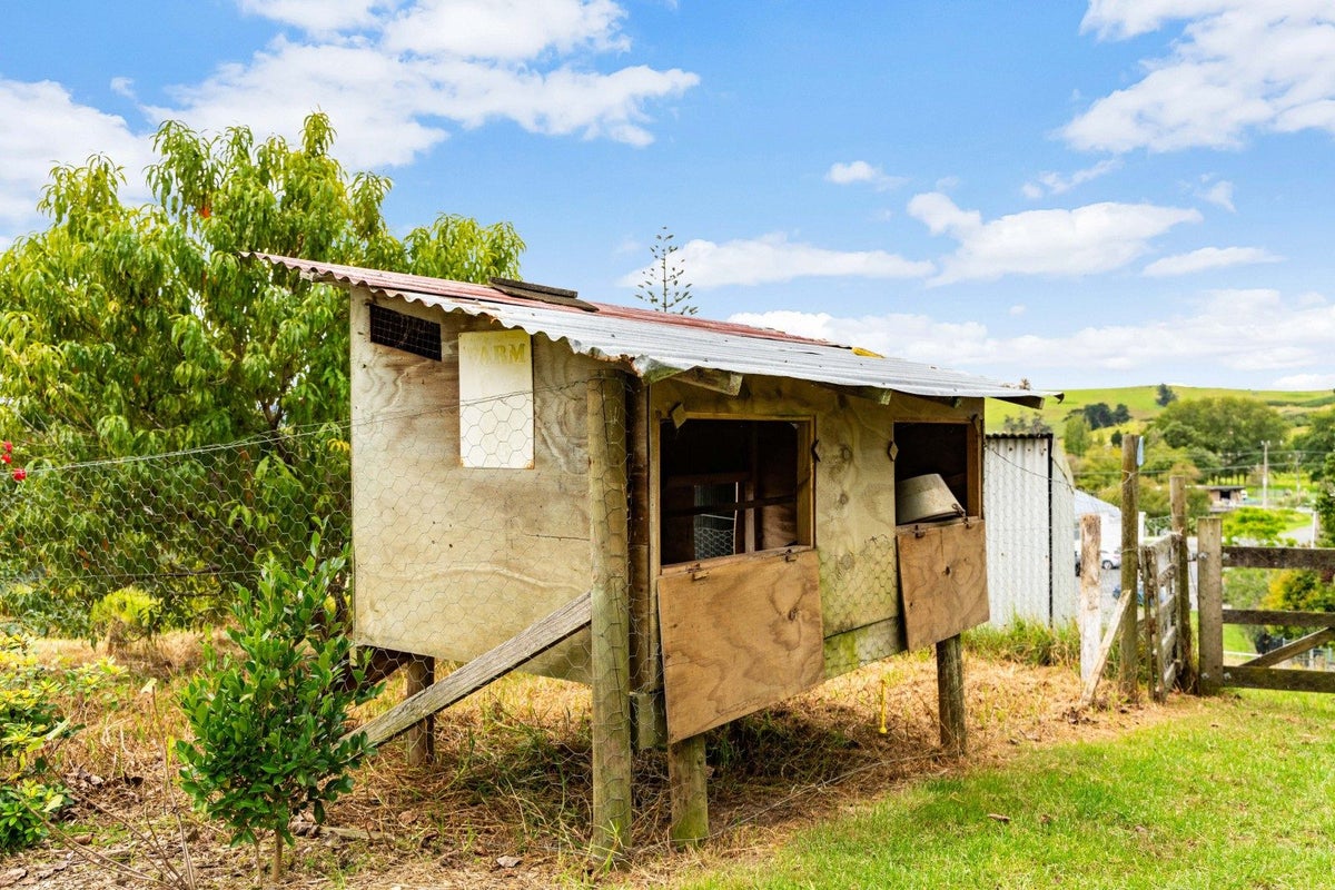 21 Valley View Road, Whangarei - Carousel 20