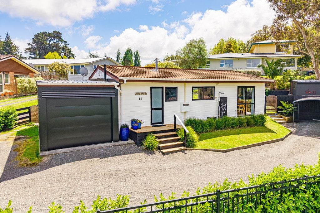 86 Peakes Road, Springvale, Whanganui - Carousel 1