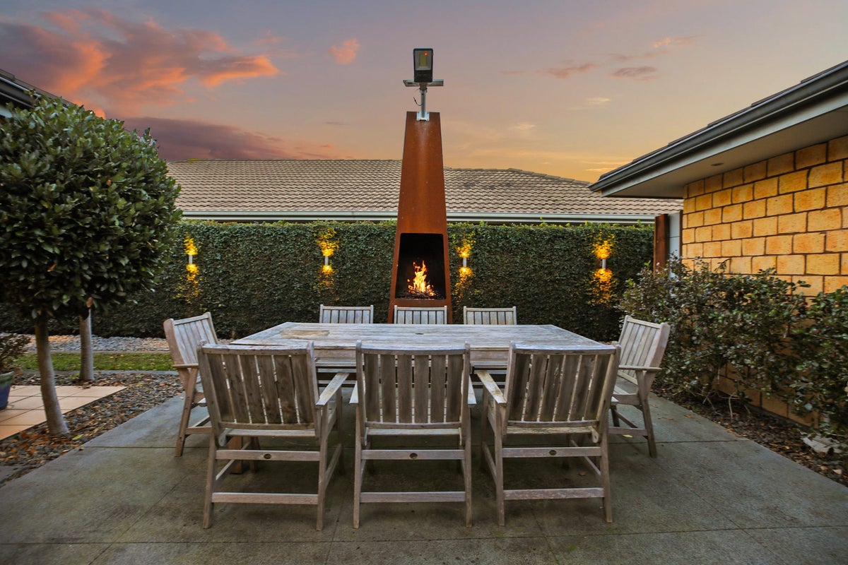 7 Crawford Drive, Thames, Thames - Carousel 2